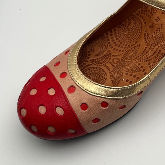 CHIE MIHARA Poker dot leather shoes  NEW IN BOX - Picture 6 of 9